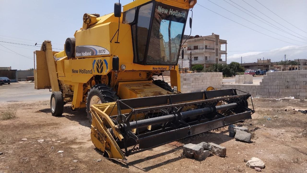 حصادة للبيع في سوريا, حصادة نيو هولاند للبيع في حمص, بحالة ممتازة