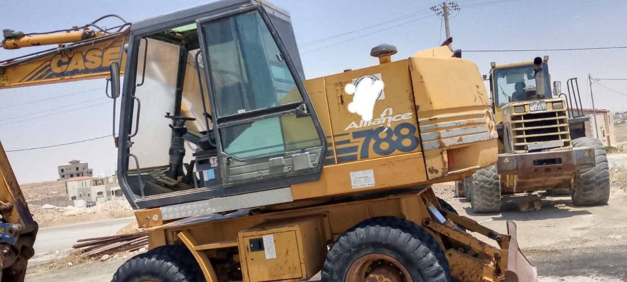 باكر حفار Case 788 موديل 1998، واصل دمشق مجمرك، أسعار الحفارات في سوريا