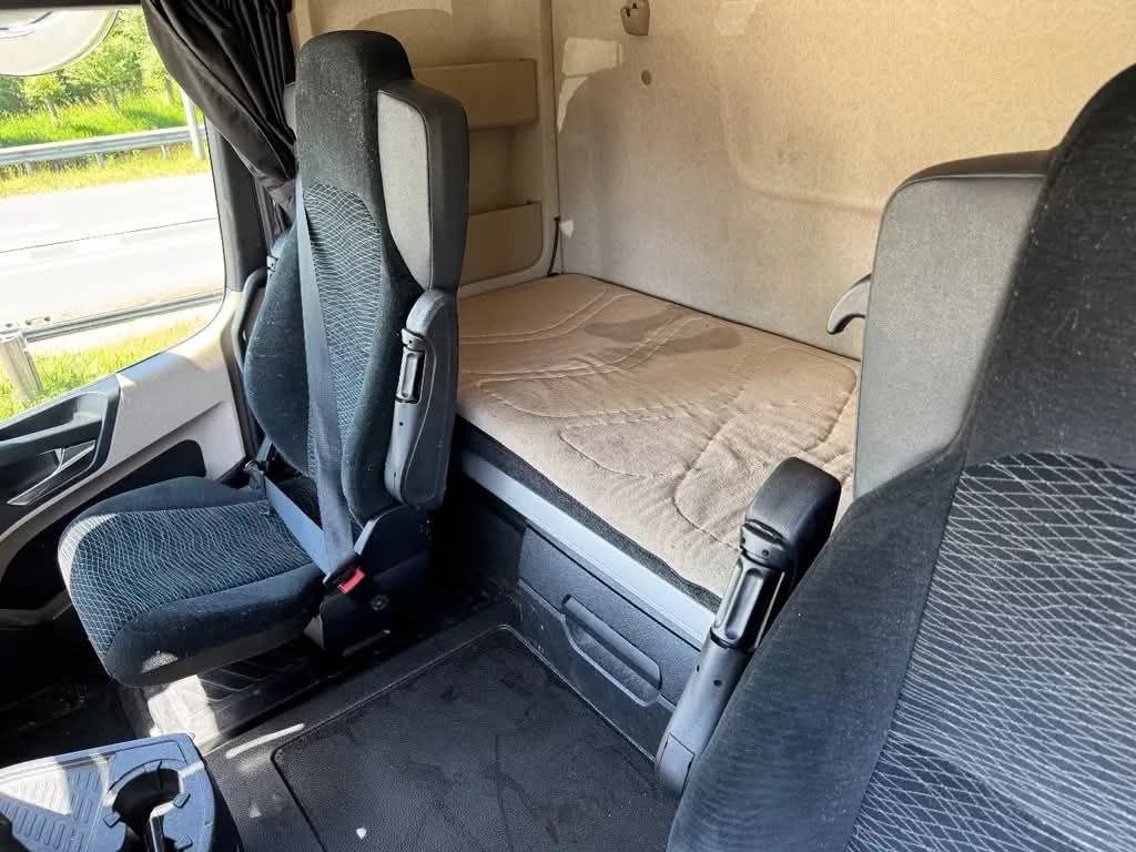 رأس سيارة شاحنة مرسيدس Actros 1840 مديل 2016 وارد أوروبي مجمرك , تتواجد اللاذقية , سوق المعدات الثقيلة في سوريا