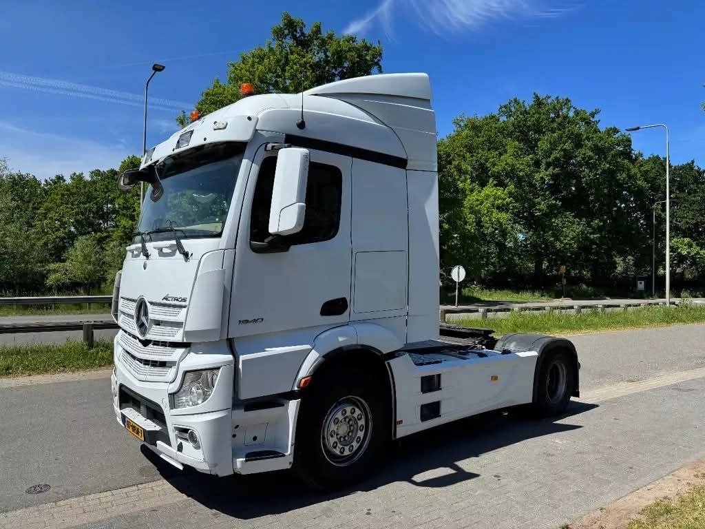 رأس سيارة شاحنة مرسيدس Actros 1840 مديل 2016 وارد أوروبي مجمرك , تتواجد اللاذقية , سوق المعدات الثقيلة في سوريا