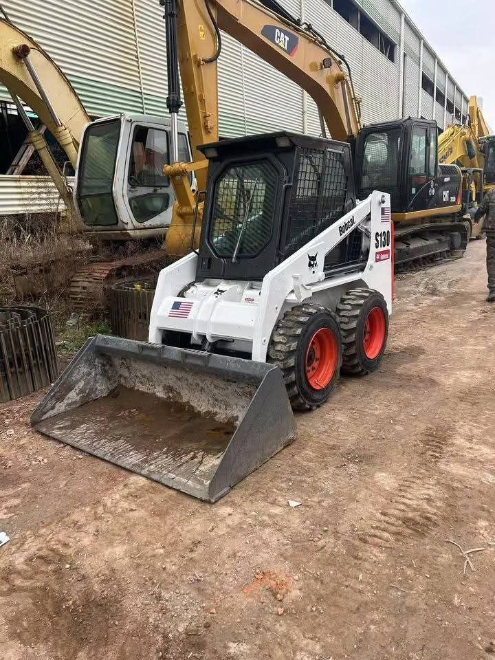 للبيع بوبكات في حلب، Bobcat S130 موديل 2011 ، تواجد حلب، أفضل العروض على المعدات الإنشائية