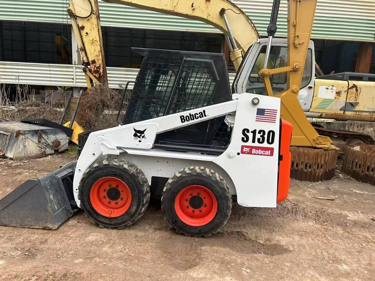 للبيع بوبكات في حلب، Bobcat S130 موديل 2011 ، تواجد حلب، أفضل العروض على المعدات الإنشائية