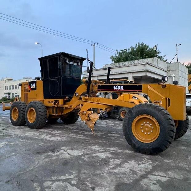 للبيع جريدر كاتربيلر في حمص، Caterpillar 140K موديل 2008 ، تواجد حمص، أفضل صفقات المعدات الثقيلة