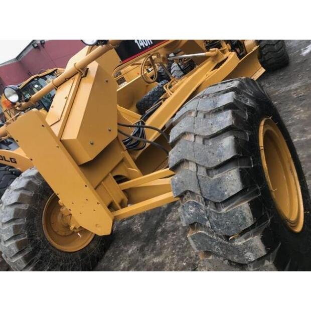للبيع جريدر كاتربيلر في إدلب، Caterpillar 140H موديل 2008 ، تواجد إدلب، عروض المعدات الثقيلة بأسعار منافسة