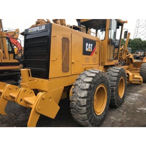 للبيع جريدر كاتربيلر في إدلب، Caterpillar 140H موديل 2008 ، تواجد إدلب، عروض المعدات الثقيلة بأسعار منافسة