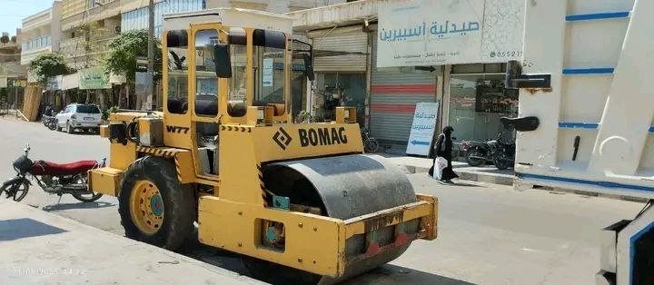 للبيع مدحلة بوماك في دمشق, مدحلة بوماك موديل 2004 تواجد دمشق, سوق المعدات الثقيلة في سوريا
