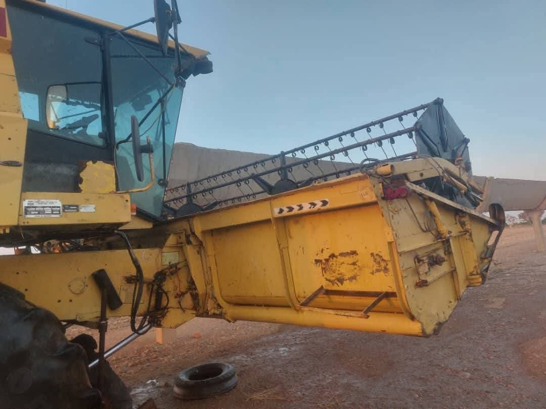 للبيع حصادة نيو هولاند في حلب، هارفستر New Holland TX34 موديل 1993، تواجد حلب، أسعار منافسة للمعدات الزراعية الثقيلة
