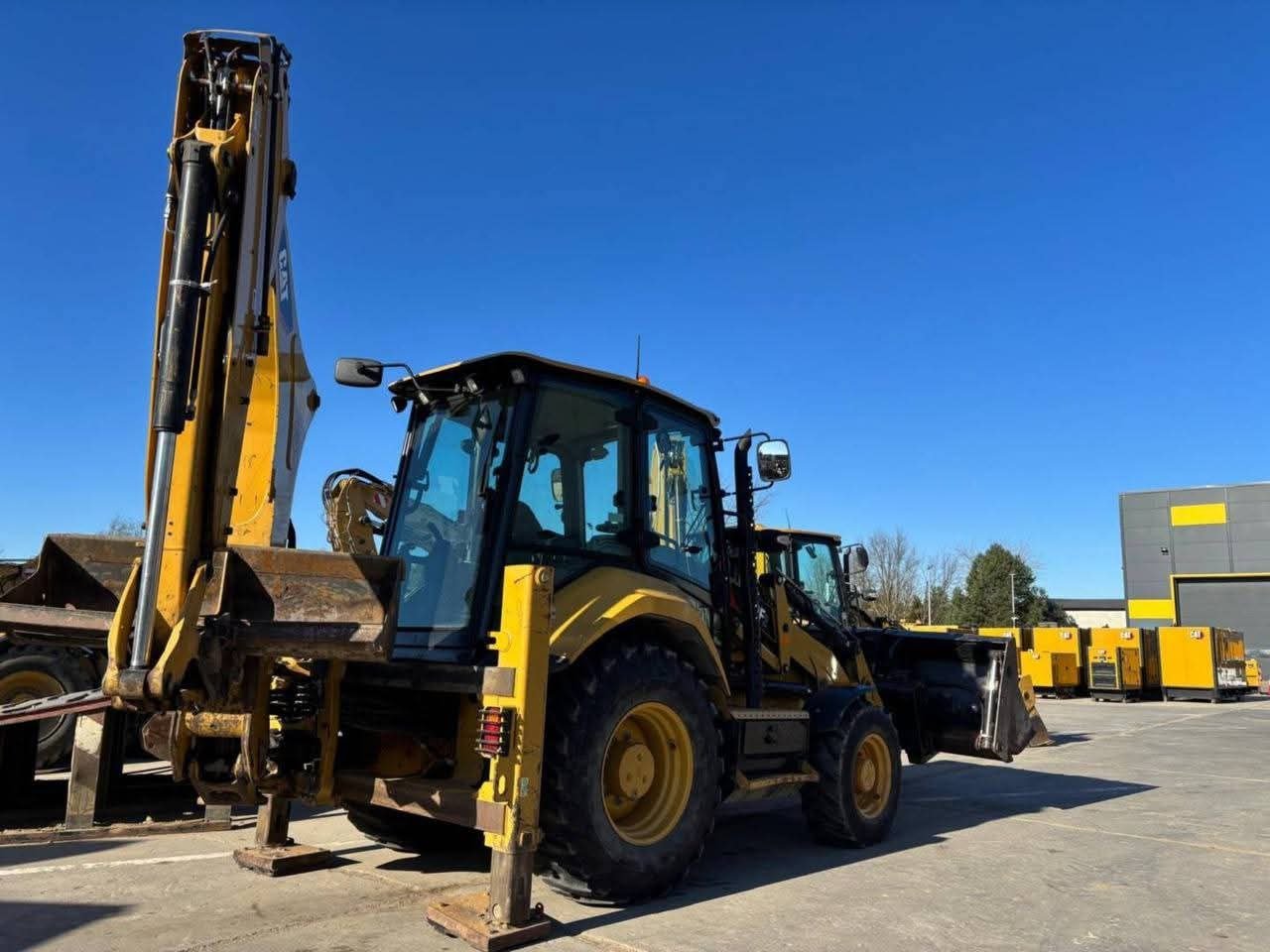 CAT Backhoe Loader for Sale in Tanta, 2015 CAT 432F2, Located in Tanta, Best Deals on Heavy Loaders and Equipment