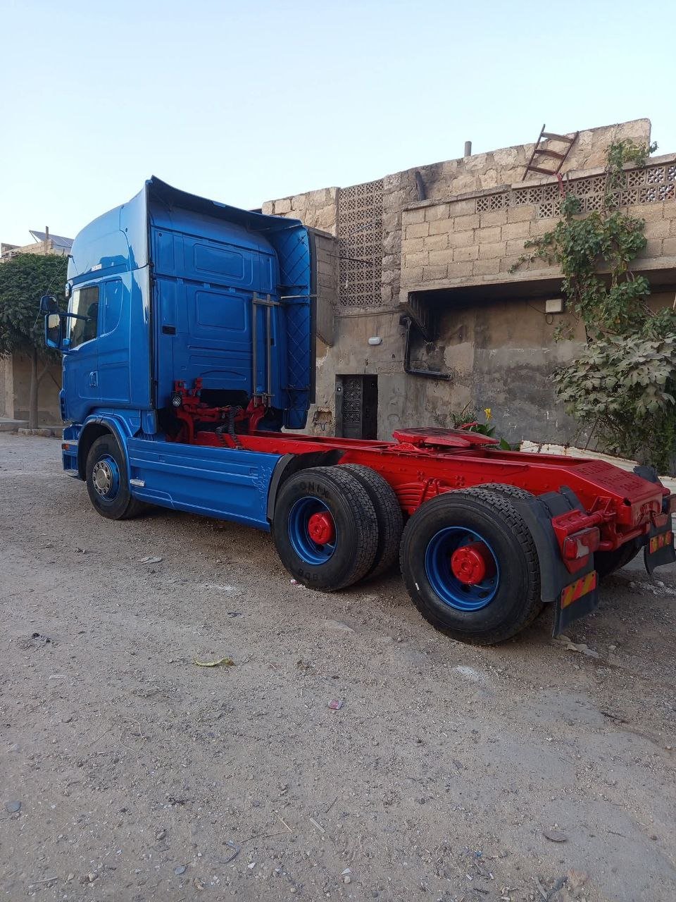 للبيع رأس شاحنة سكانيا في سوريا، سكانيا R440 إدخال جديد موديل 2014 بحالة ممتازة، تواجد حلب، أفضل العروض على الشاحنات الثقيلة