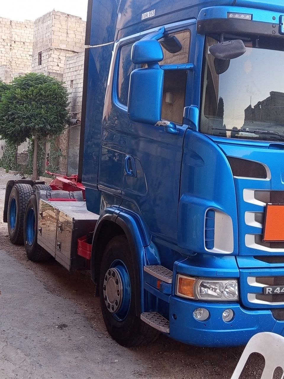للبيع رأس شاحنة سكانيا في سوريا، سكانيا R440 إدخال جديد موديل 2014 بحالة ممتازة، تواجد حلب، أفضل العروض على الشاحنات الثقيلة
