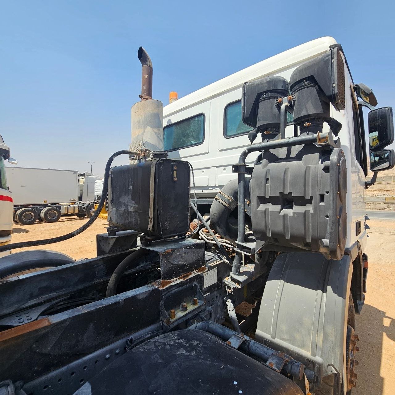 شاحنة قلاب مرسيدس للبيع في سوريا، مرسيدس أكتروس MB3 4041 موديل 2014 بحالة ممتازة، تواجد دمشق، أفضل عروض الشاحنات والمعدات الثقيلة
