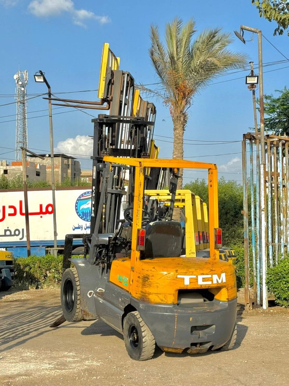 كلارك Tcm للبيع في مصر، Tcm 700 موديل 2010 تواجد القاهرة، افضل موقع لبيع المعدات الثقيلة في مصر