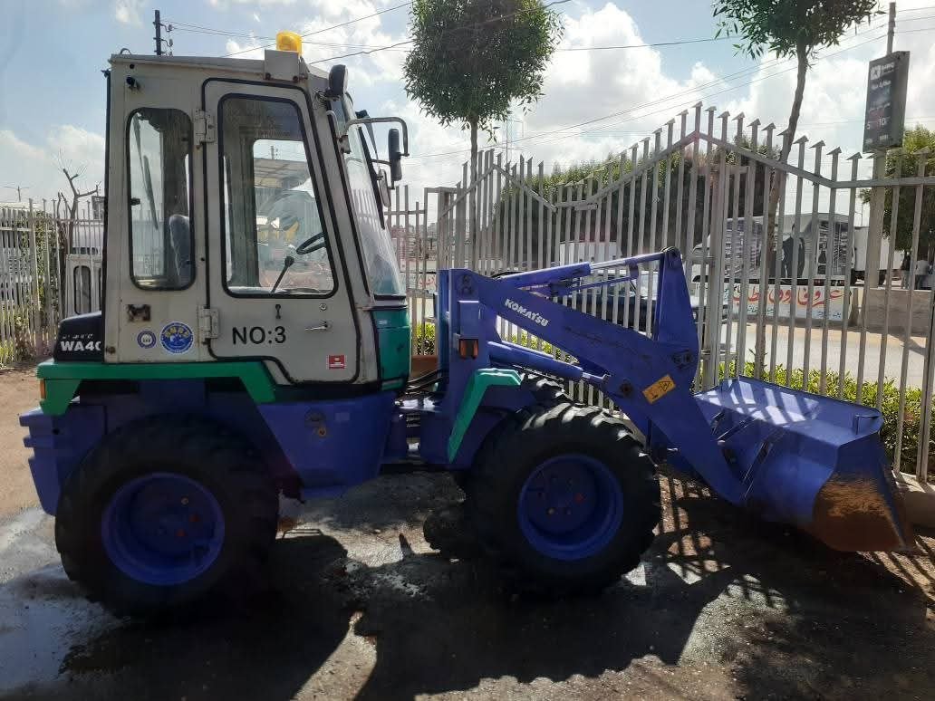 لودر كوماتسو للبيع في مصر، كوماتسو 40 موديل 2002 تواجد المنصوره، افضل موقع لبيع المعدات الثقيلة في مصر