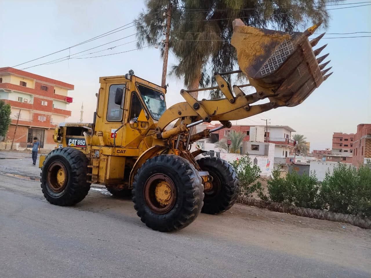 تركس Caterpillar للبيع في مصر، Caterpillar 950 موديل 2003 تواجد الجيزة، افضل موقع لبيع المعدات الثقيلة في مصر