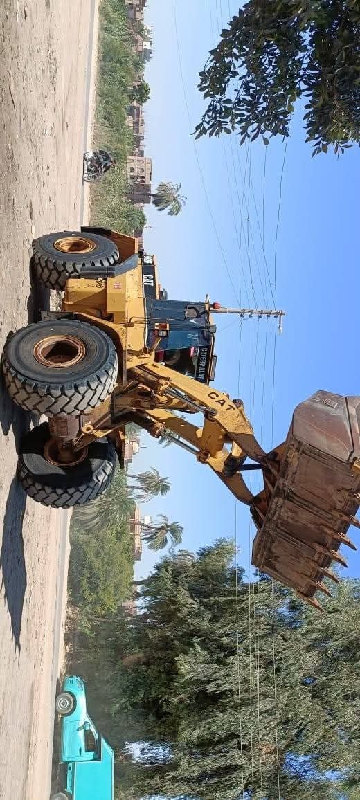 Caterpillar loader for sale in Egypt, Caterpillar 966F model 1998 located in Cairo, the best site for selling heavy equipment in Egypt