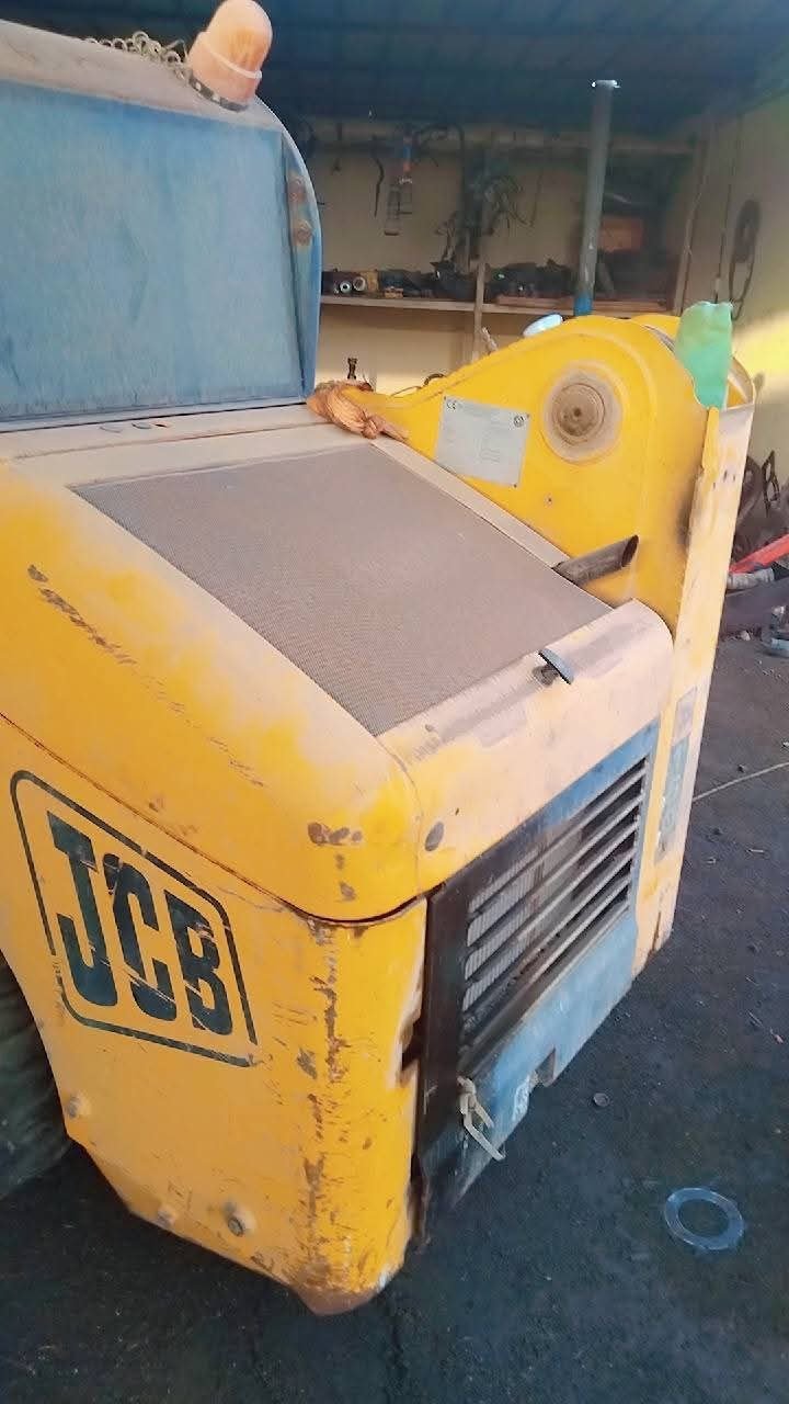بويكات JCB للبيع في مصر، JCB 110 موديل 2010 تواجد المنصورة، افضل موقع لبيع المعدات الثقيلة في مصر