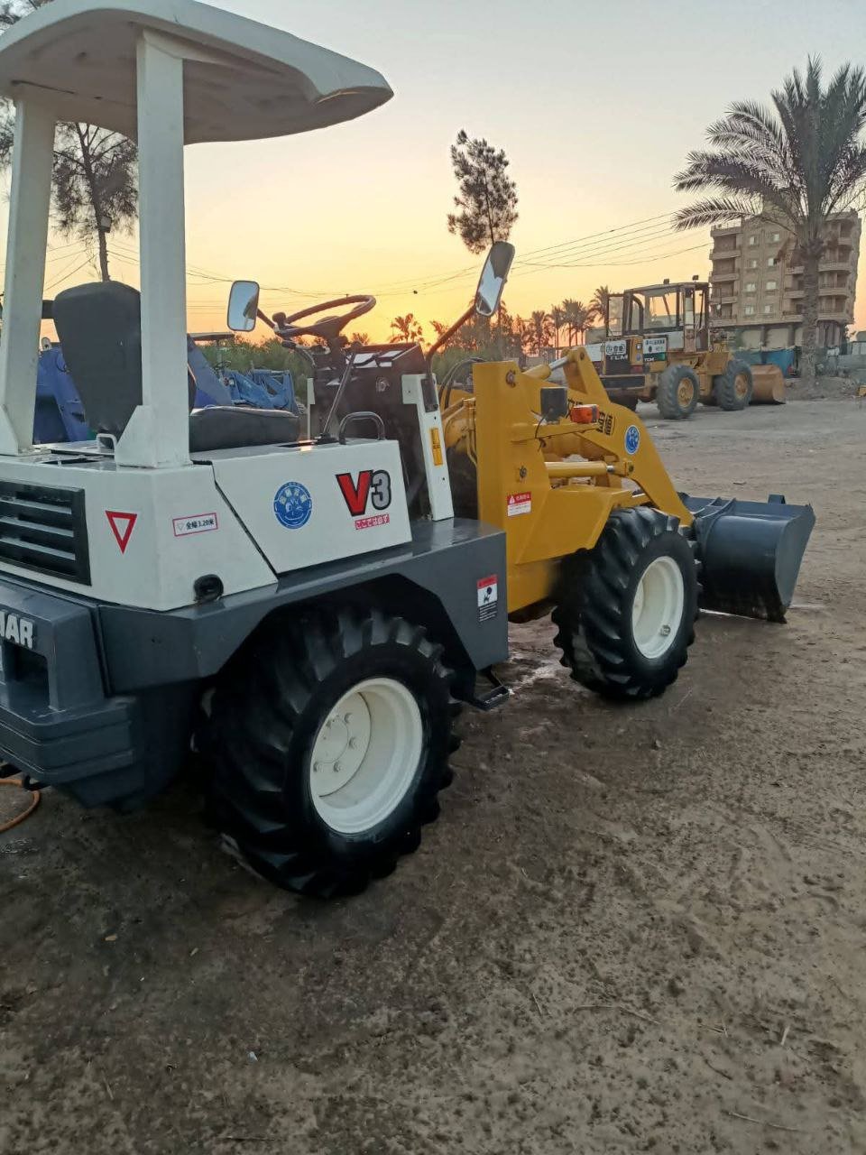 Komatsu loader for sale in Egypt, Komatsu 70 model 2002 located in Cairo, the best site for selling heavy equipment in Egypt