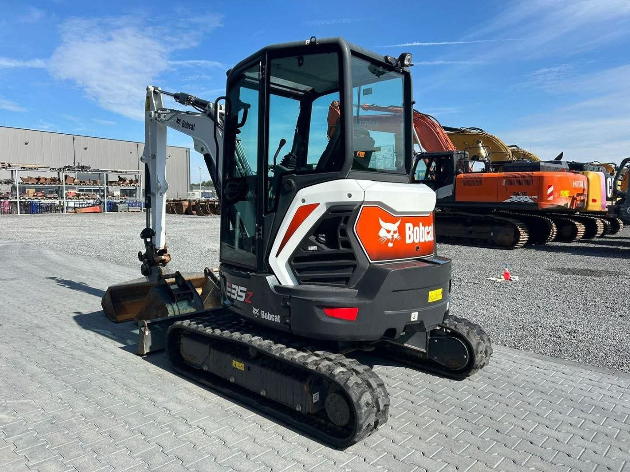 نباشة Bobcat للبيع في مصر، Bobcat E35Z موديل 2022 تصدير من الصين الى مصر، افضل موقع لبيع المعدات الثقيلة في مصر