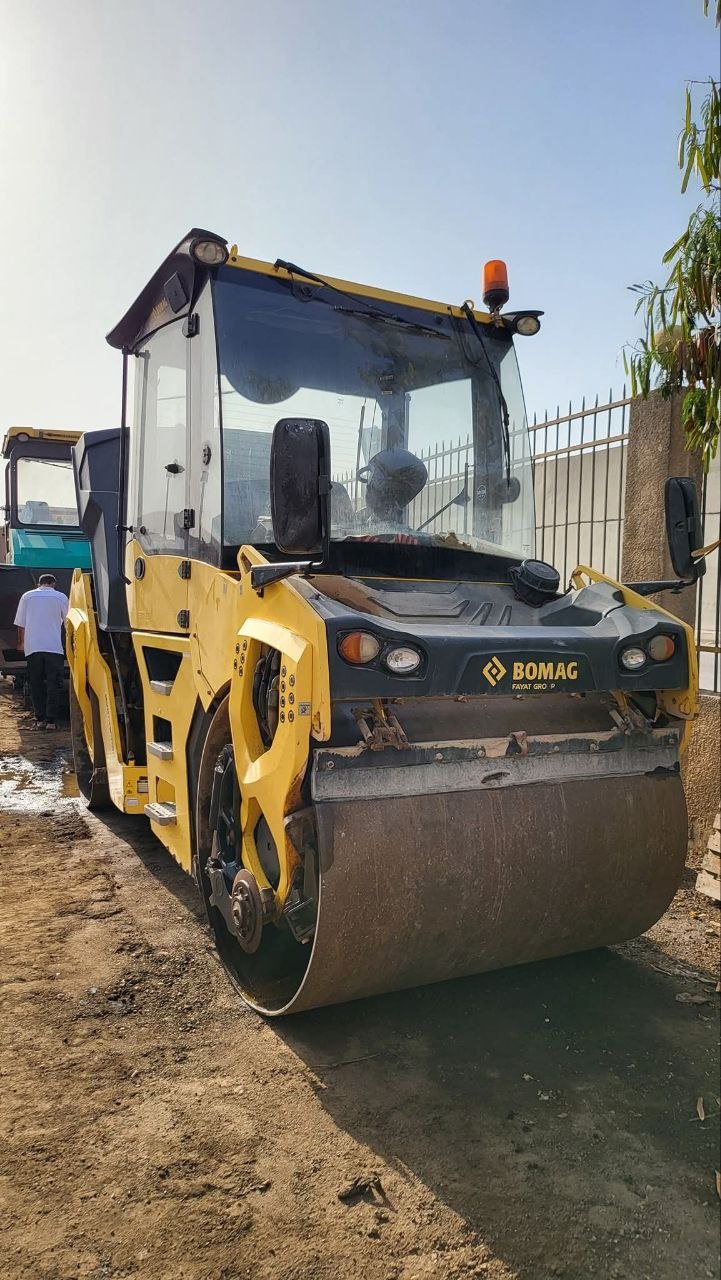 هراسة Bomag للبيع في مصر، Bomag BW موديل 2012 تواجد القاهرة، افضل موقع لبيع المعدات الثقيلة في مصر