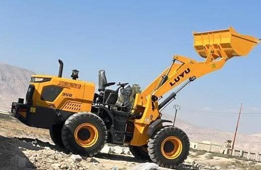 Luyu loader for sale in Syria, Luyu 938 model 2014 located in Mansoura, the best site for selling trucks and heavy equipment in Egypt