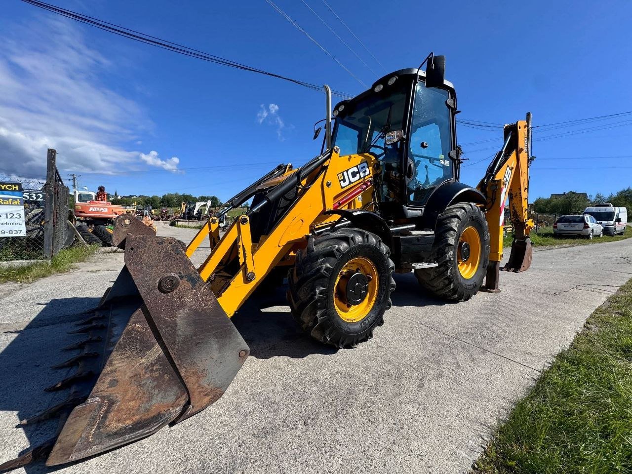 JCB loader for sale in Syria, JCB 3CX model 2017 available in Mansoura, the best site for selling trucks and heavy equipment in Egypt