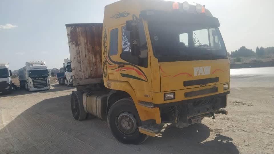FAW truck head for sale in Syria, FAW 120 model 2006 located in Mansoura, the best site for selling trucks and heavy equipment in Egypt