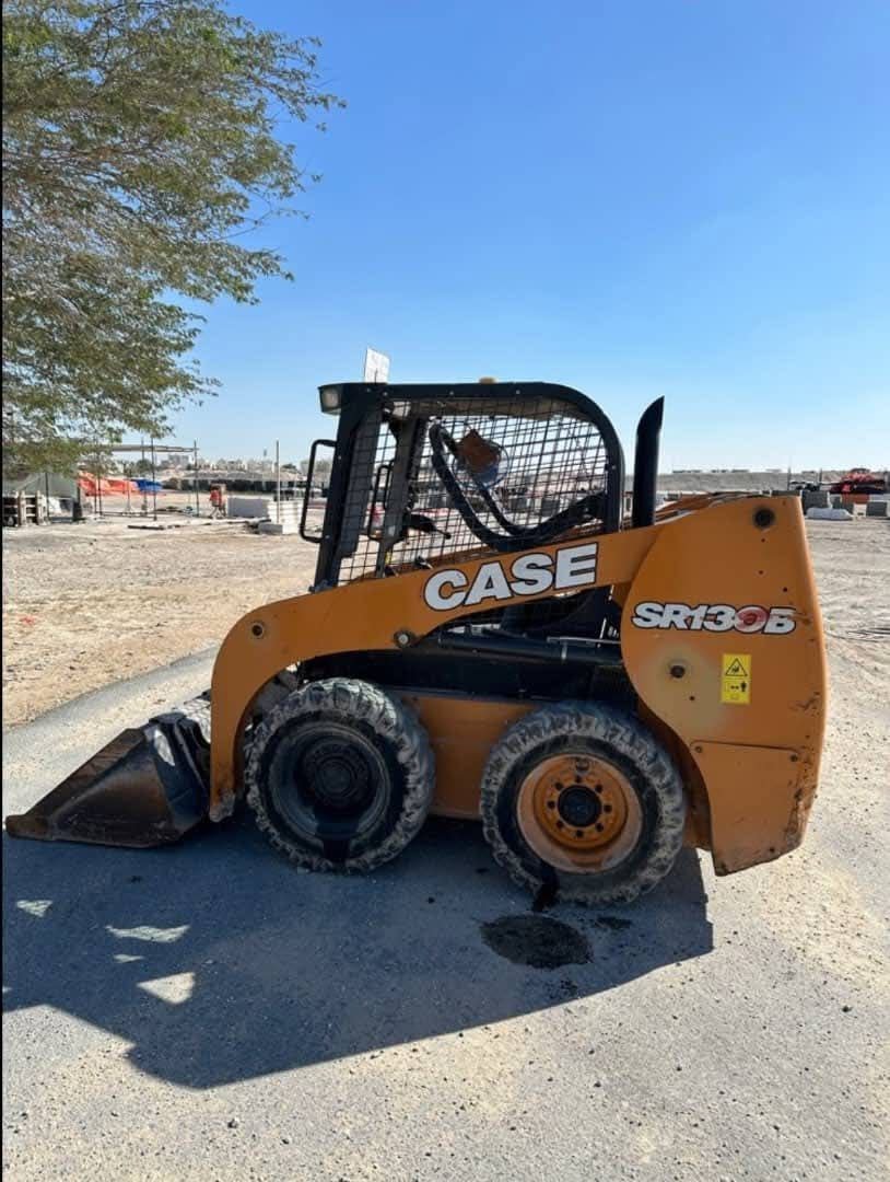 بوبكات Case للبيع في طنطا, Case 30 موديل 2000 تواجد طنطا, أفضل موقع لبيع الشاحنات والمعدات الثقيلة في مصر