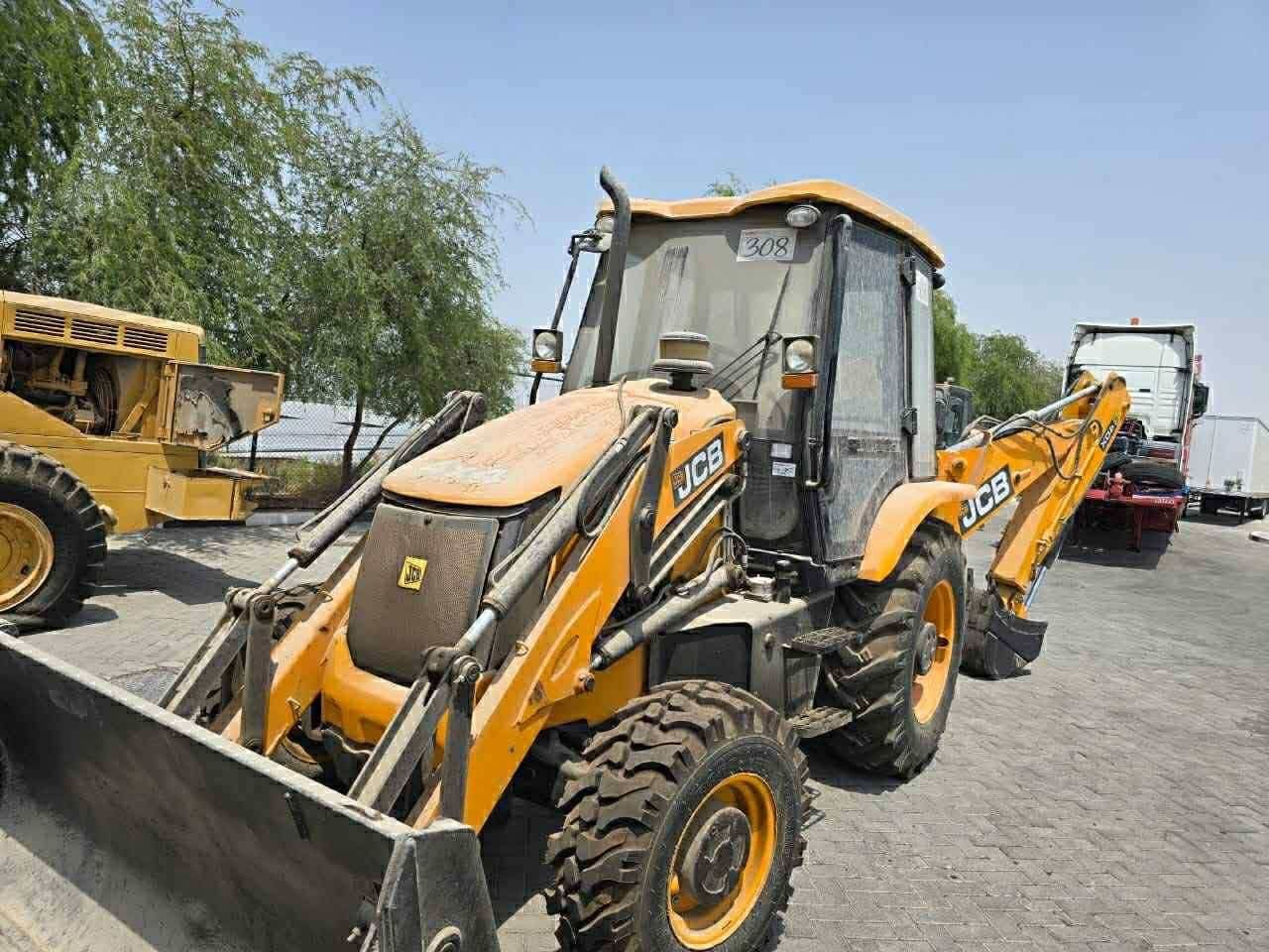 لودر JCB للبيع في الإسكندرية, JCB 70 موديل 2014 تواجد الإسكندرية, أفضل موقع لبيع الشاحنات والمعدات الثقيلة في مصر