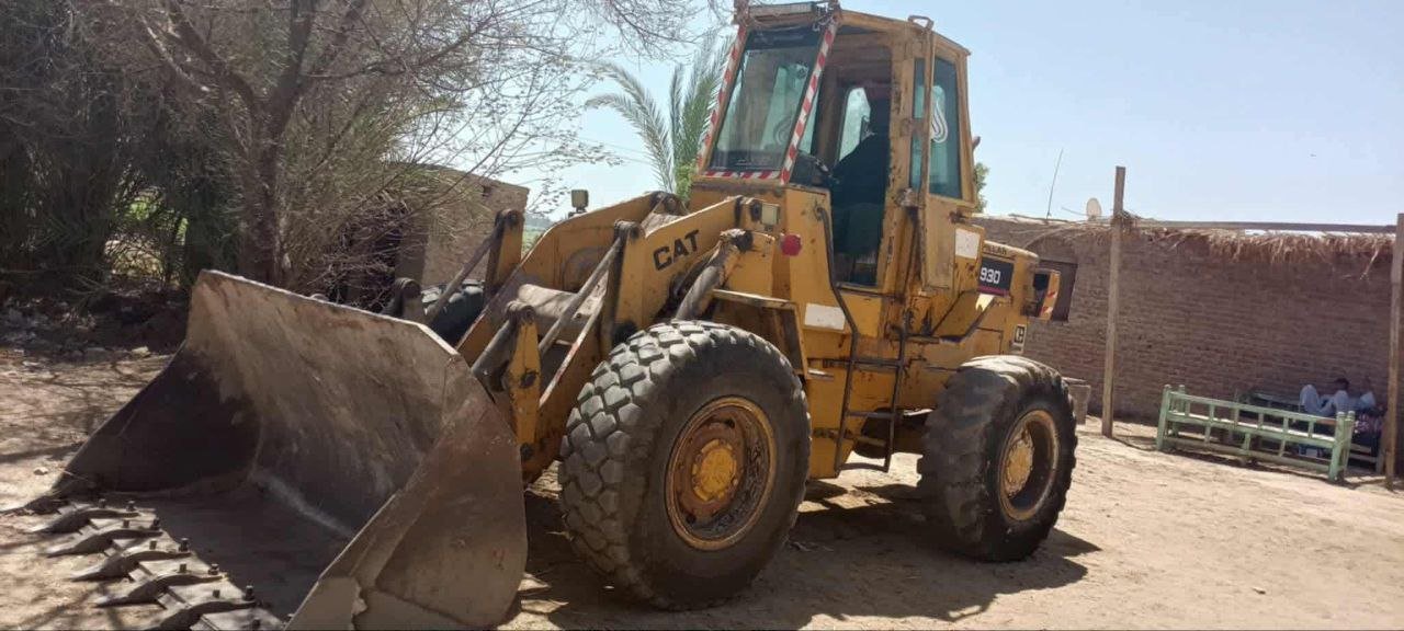 لودر كاتيربلير للبيع في المنصورة, كاتيربلير 930 موديل 1999 تواجد المنصورة, أفضل موقع لبيع الشاحنات والمعدات الثقيلة في مصر