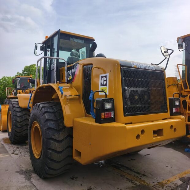 لودر Caterpillar 966H للبيع, Caterpillar 966H موديل 2024 استيراد من اوروبا, أفضل موقع لبيع الشاحنات والمعدات الثقيلة في مصر