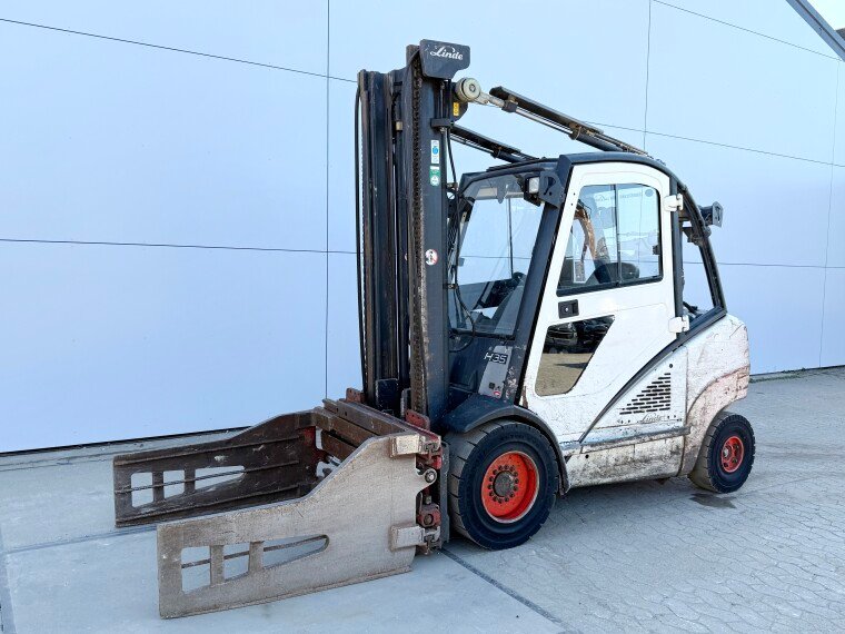 Linde H35D3 forklift for sale, Linde H35D model 2006 imported from Europe, the best site for selling trucks and heavy equipment in Egypt