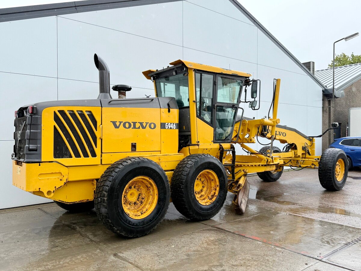 جريدر Volvo G946 للبيع, Volvo G946 موديل 2008 استيراد من اوروبا, أفضل موقع لبيع الشاحنات والمعدات الثقيلة في مصر