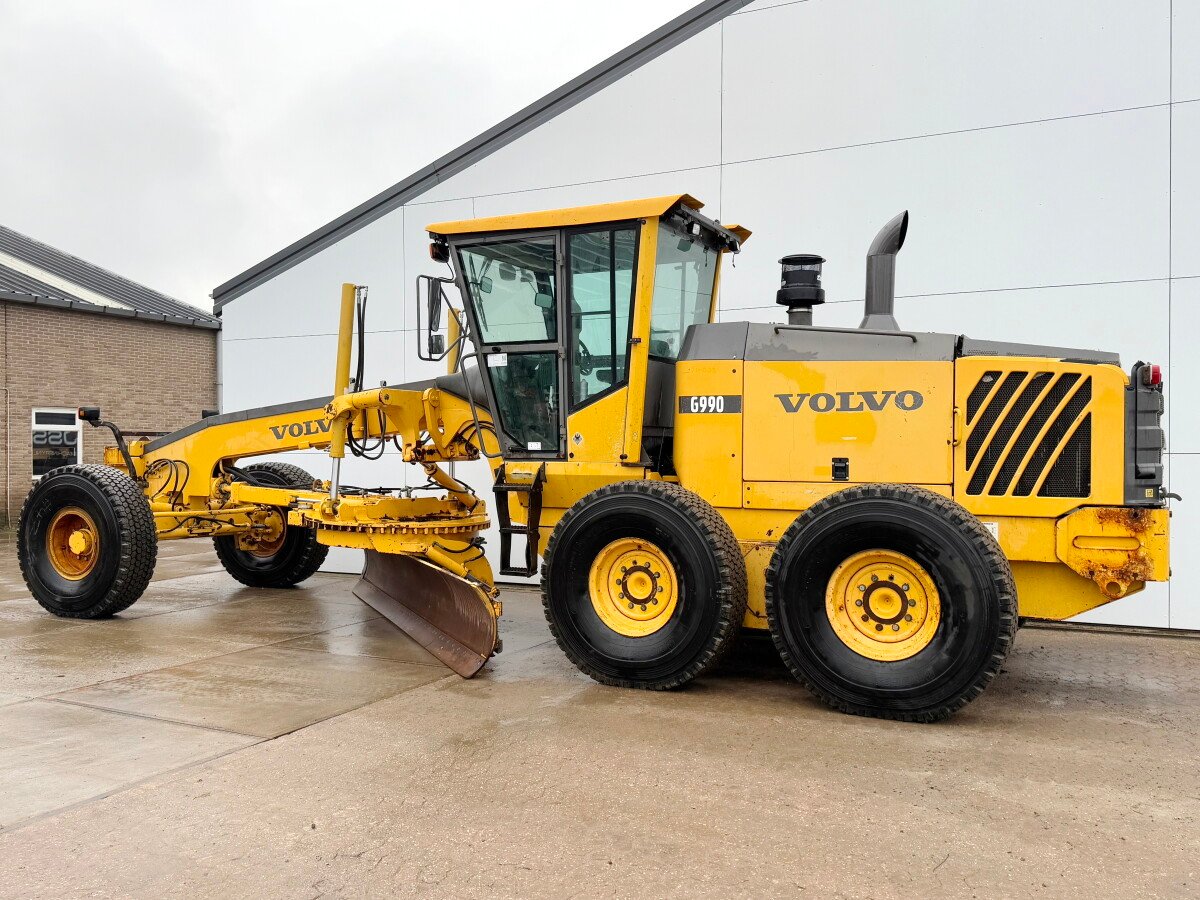 جريدر Volvo G990 للبيع, Volvo G990 موديل 2009 استيراد من اوروبا, أفضل موقع لبيع الشاحنات والمعدات الثقيلة في مصر