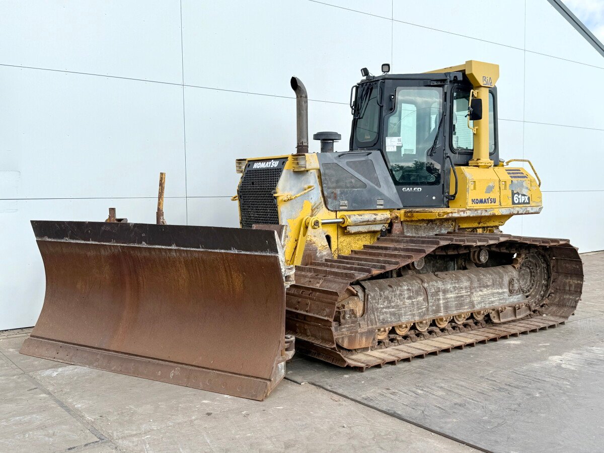 بلدوزر Komatsu D61PX-15 للبيع, Komatsu D61PX-15 موديل 2005 استيراد من اوروبا, أفضل موقع لبيع الشاحنات والمعدات الثقيلة في مصر
