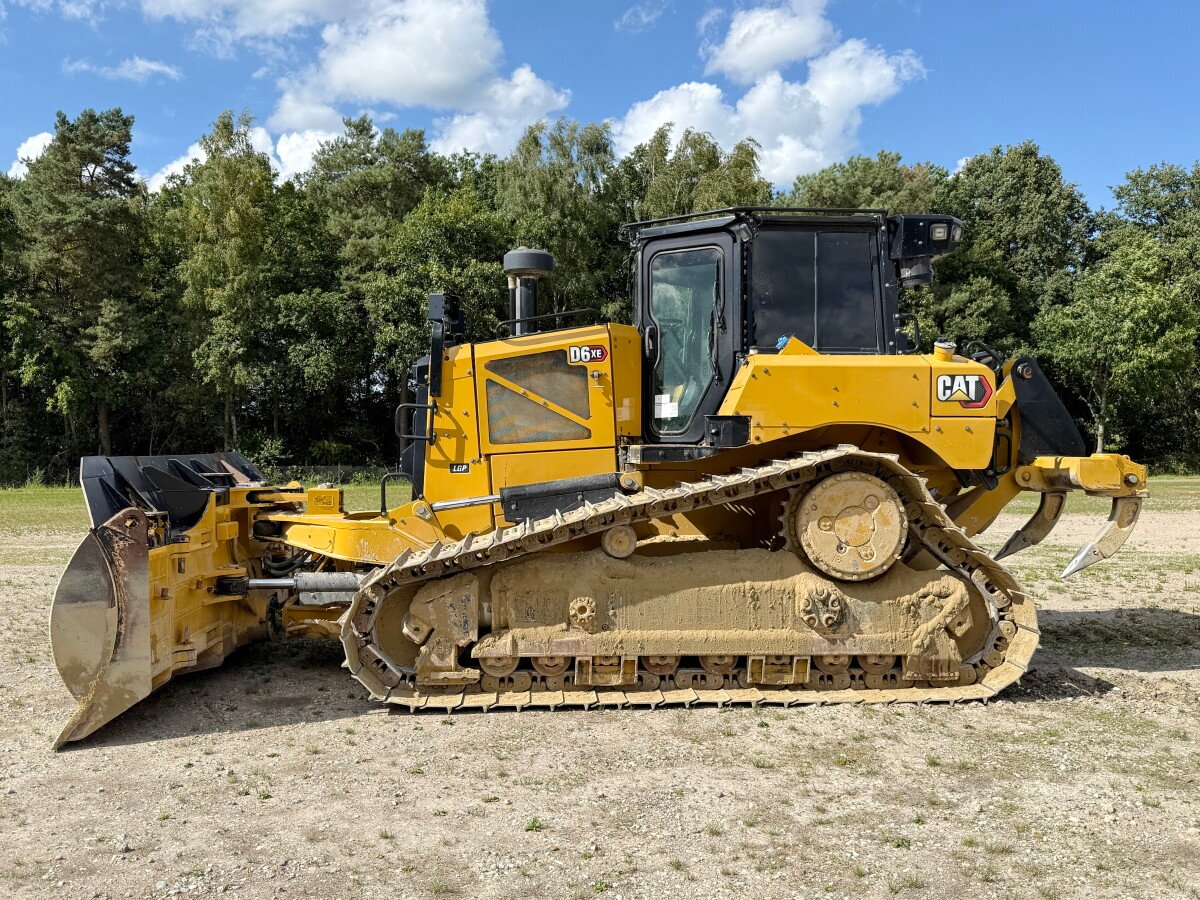 بلدوزر Caterpillar D6XE LGP للبيع, Caterpillar D6XE LGP موديل 2020 استيراد من اوروبا, أفضل موقع لبيع الشاحنات والمعدات الثقيلة في مصر