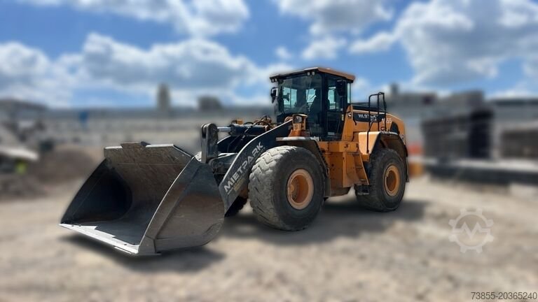 Hyundai loader for sale, Hyundai HL975A CVT model 2022 imported from China, the best site for selling trucks and heavy equipment in Egypt