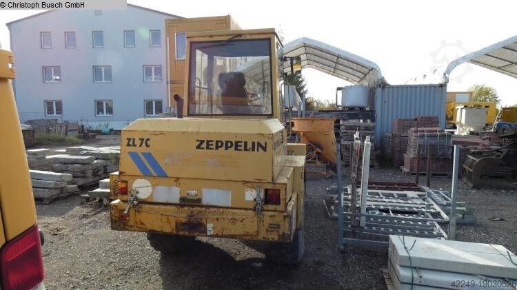 KARL loader for sale, KARL ZL 7C model 1995 imported from China, the best site for selling trucks and heavy equipment in Egypt