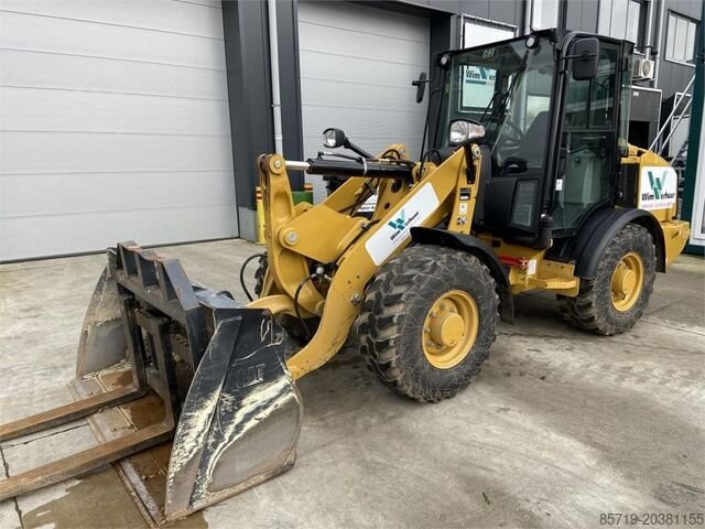 CAT loader for sale, CAT 906M model 2022 imported from China, the best site for selling trucks and heavy equipment in Egypt
