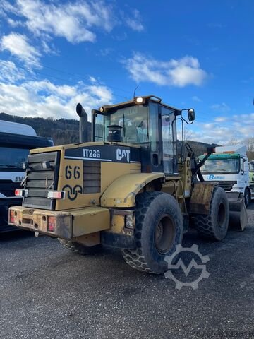 Caterpillar loader for sale, Caterpillar IT28G model 1998 imported from China, the best site for selling trucks and heavy equipment in Egypt