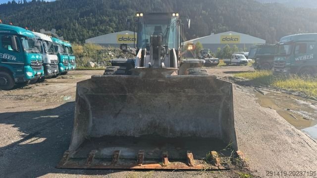 CASE loader for sale, CASE 921F model 2016 imported from China, the best site for selling trucks and heavy equipment in Egypt