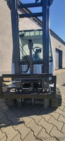 Clark STILL for sale, STILL RX20-18 model 2011 imported from Europe, the best site for selling trucks and heavy equipment in Egypt