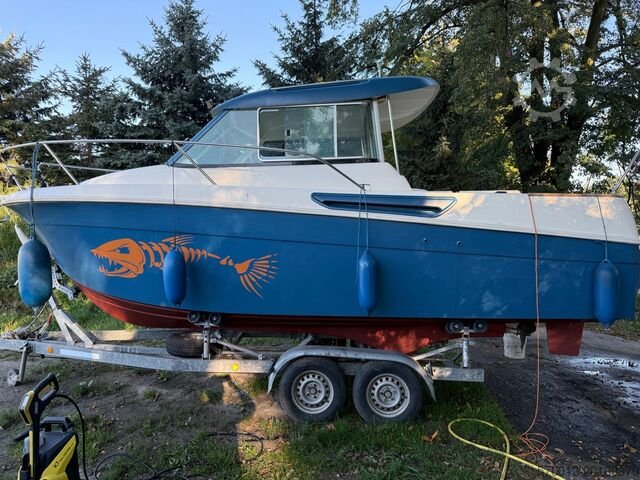 Kalmar boat for sale, Kalmar Fisher 655 model 2006 imported from Europe, the best site for selling trucks and heavy equipment in Egypt