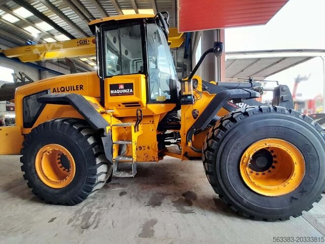 JCB loader for sale, JCB 457ZX model 2020 imported from China, the best site for selling trucks and heavy equipment in Egypt