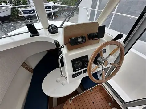 Kalmar boat for sale, Kalmar Fisher 655 model 2006 imported from Europe, the best site for selling trucks and heavy equipment in Egypt