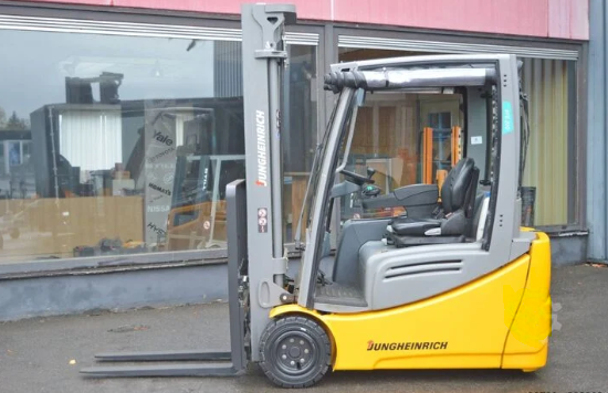 كلارك Jungheinrich للبيع,  Jungheinrich EFG 220 موديل 2018 استيراد من اوروبا, أفضل موقع لبيع الشاحنات والمعدات الثقيلة في مصر