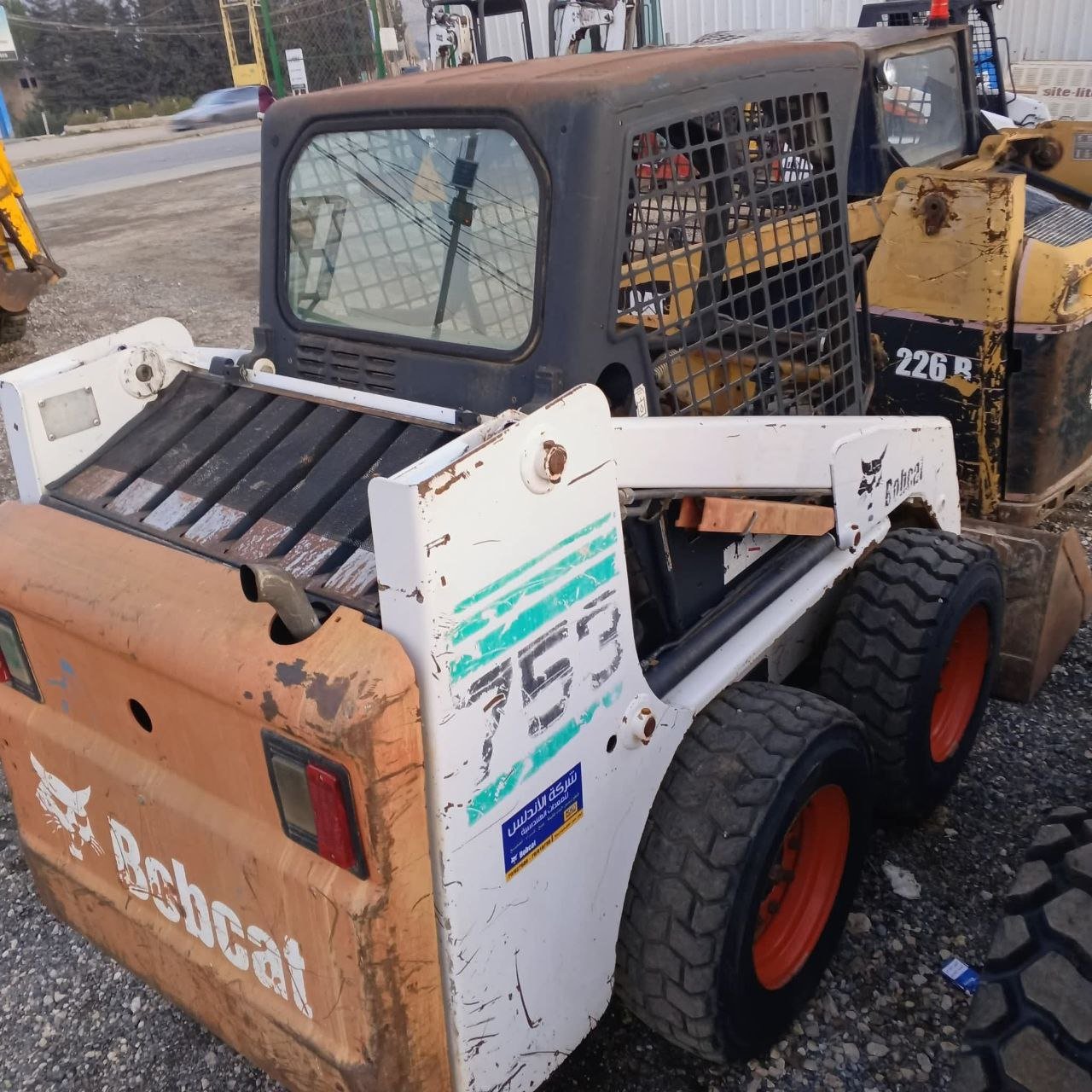 Bobcats for sale in Cairo, Bobcat 175 model 2000 available in Cairo, the best site for selling trucks and heavy equipment in Egypt
