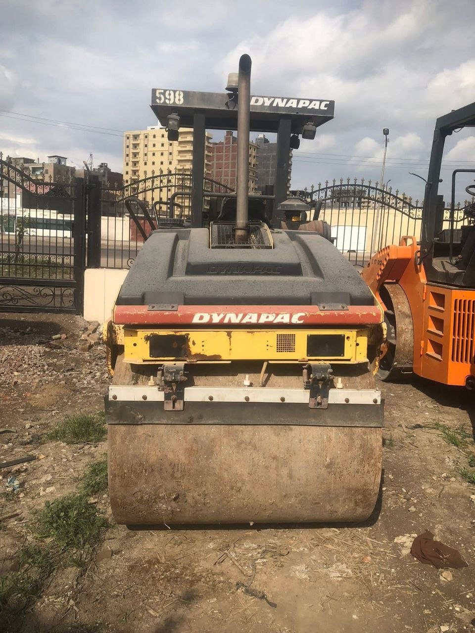 Denpac Roller for sale in Cairo, Denpac CC222HF model 2006 available in Cairo, the best site for selling trucks and heavy equipment in Egypt
