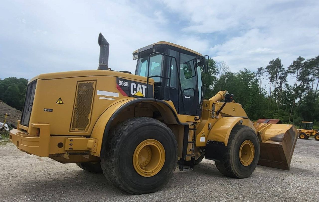 لودر كاتيربلر للبيع في القاهرة,  كاتيربلر 966 موديل 1999 تواجد القاهرة, أفضل موقع لبيع الشاحنات والمعدات الثقيلة في مصر