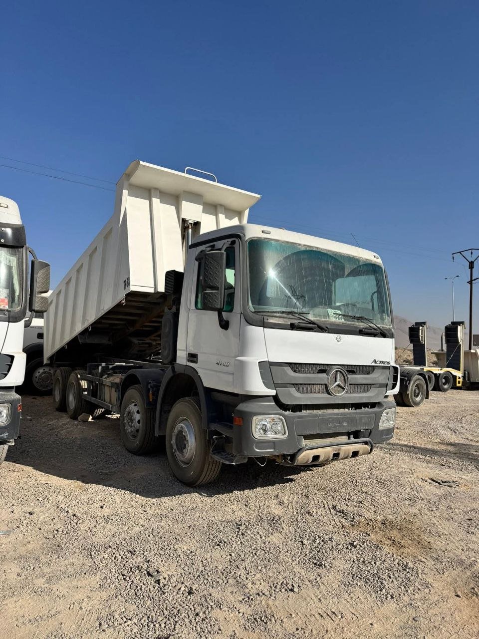Mercedes truck for sale in Mansoura, Mercedes 4140, 2006 model, located in Mansoura. The best website for selling trucks and heavy equipment in Egypt.