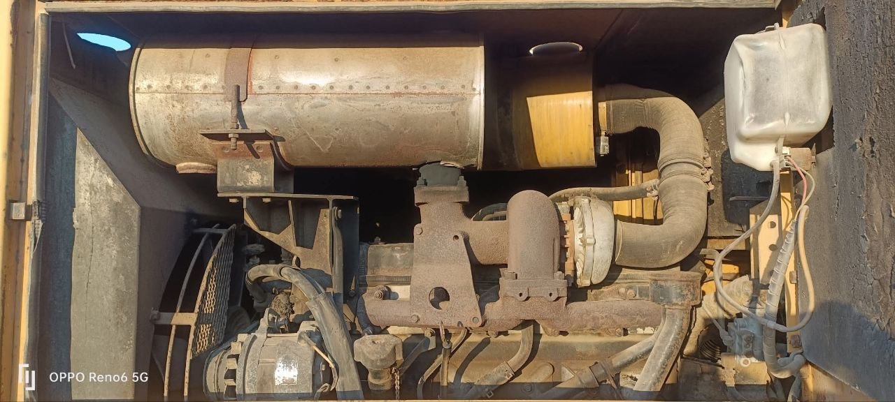 TCM loader for sale in Cairo, TCM 840 model 2002 located in Cairo, the best site for selling trucks and heavy equipment in Egypt